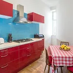 Apartman Rain Man's